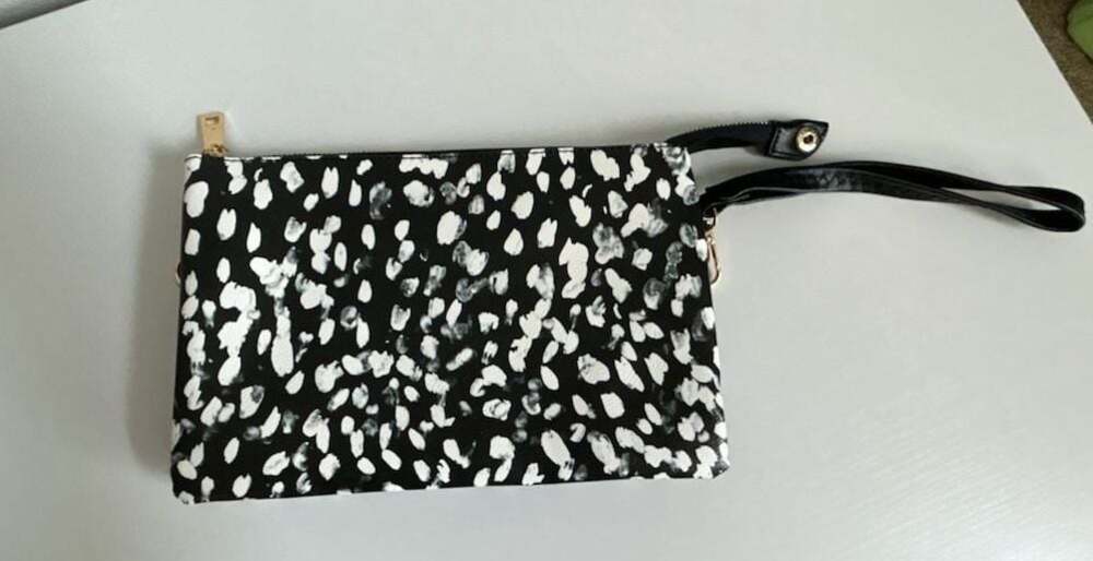 Jen & Co. Vegan Leather Wristlet Clutch – Black & White Spotted Animal Print